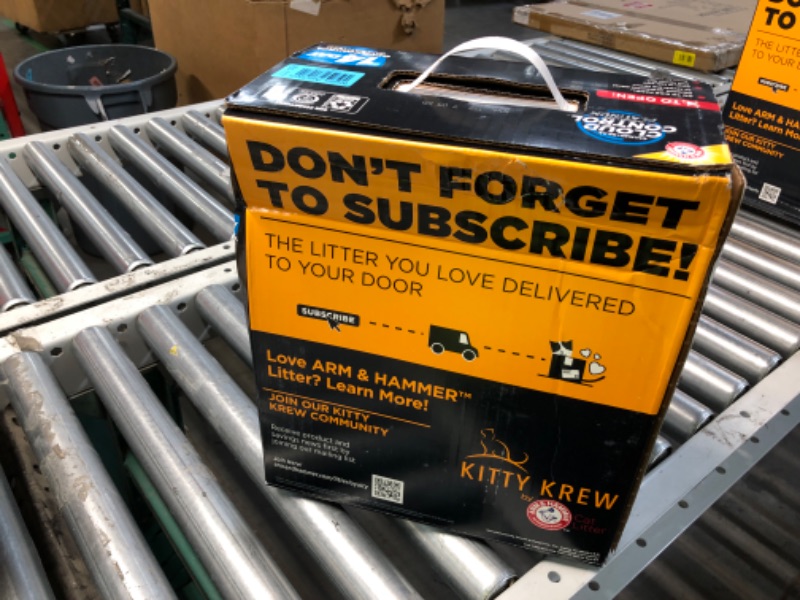 Photo 1 of  **SEE CLERK NOTES** ARM & HAMMER Cloud Control Platinum Clumping Cat Litter 37LB **SEE CLERK NOTES**