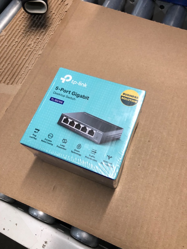 Photo 3 of ***FACTORY SEALED***
TP-Link TL-SG105, 5 Port Gigabit Unmanaged Ethernet Switch, Network Hub, Ethernet Splitter, Plug & Play, Fanless Metal Design, Shielded Ports, Traffic Optimization