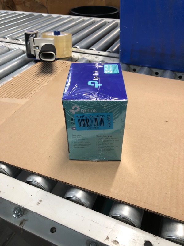 Photo 3 of ***FACTORY SEALED***
TP-Link TL-SG105, 5 Port Gigabit Unmanaged Ethernet Switch, Network Hub, Ethernet Splitter, Plug & Play, Fanless Metal Design, Shielded Ports, Traffic Optimization