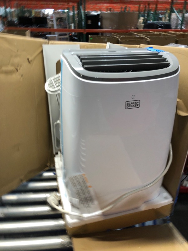 Photo 3 of ***USED - MISSING PARTS - SEE COMMENTS***
BLACK+DECKER 8,000 BTU Portable Air Conditioner up to 350 Sq.Ft.with Remote Control, White