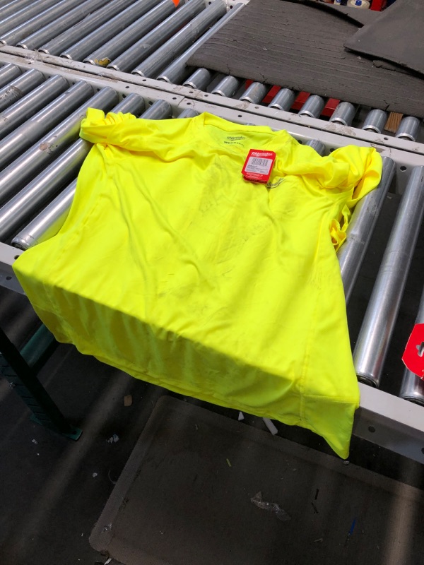 Photo 2 of **dirty -- washable ** Men's Extra Large Hi-Vis GEN II WORKSKIN Light Weight Performance Long-Sleeve T-Shirt