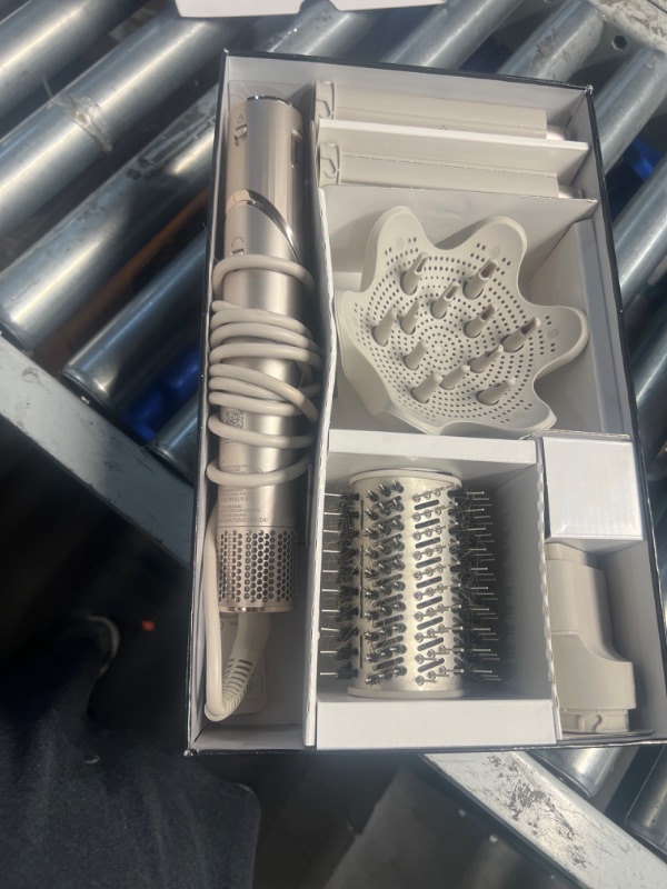 Photo 1 of used**
Shark HD435 FlexStyle Air Styling & Drying System, Powerful Hair Blow Dryer & Multi-Styler with Auto-Wrap Curlers, Curl-Defining Diffuser, Oval Brush, & Concentrator Attachment, Stone Curly & Coily Hair