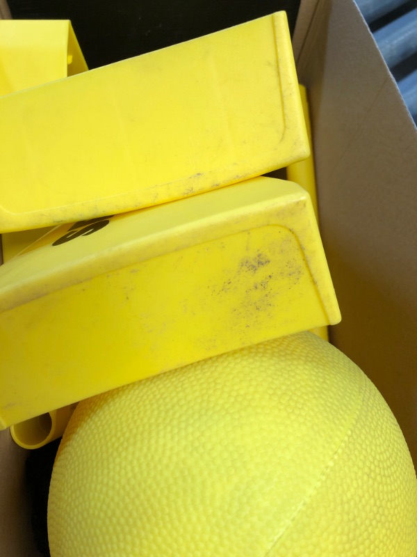 Photo 4 of (READ FULL POST) Spikeball 3 Ball Original Roundnet Game Set - Includes 3 Balls, net and Bag

