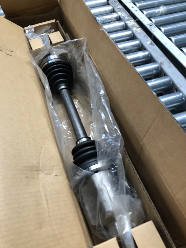 Photo 4 of Front Right Passenger Side CV Axle Shaft Assembly for Buick LeSabre Lucerne Park Avenue Riviera Olds Auroa Bonneville V6