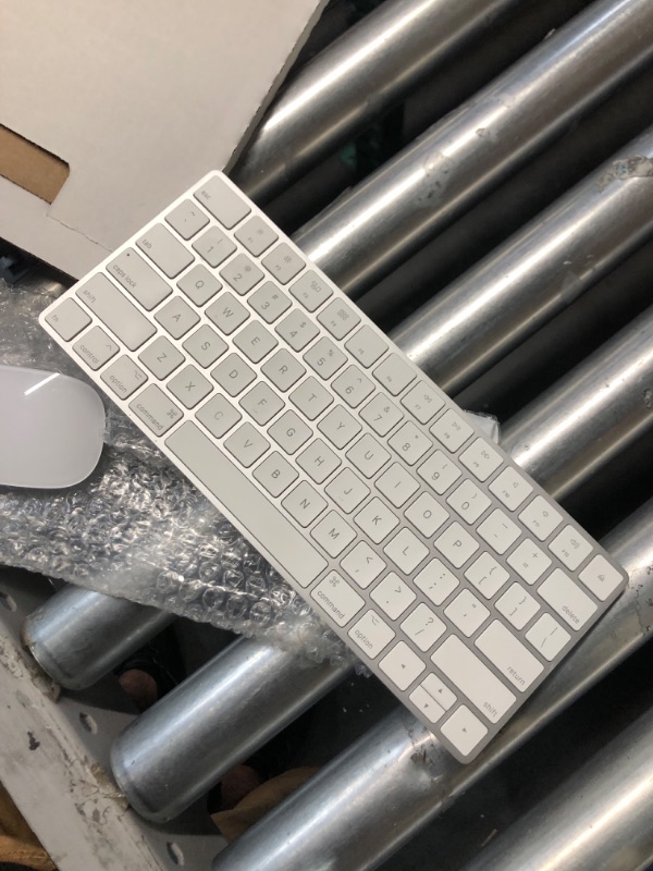 Photo 4 of Apple Wireless Magic Keyboard 2 -MLA22LL/A withApple Magic Bluetooth Mouse 2 -MLA02LL/A (Renewed)