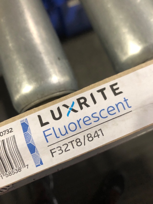Photo 4 of (see all images) Luxrite F32T8/841 32W 48 Inch T8 Fluorescent Tube Light Bulb, 4100K Cool White, 2800 Lumens