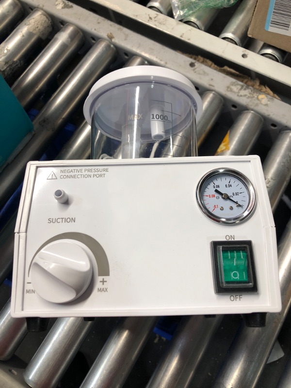 Photo 1 of 1000ML Veterinary Pump Machine Vacuum Machine Stepless Pump