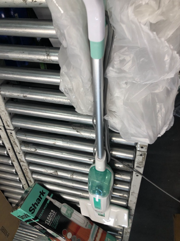 Photo 3 of (missing pad)(sold for parts)(repair) Shark Steam Mop with 2 Dirt Grip Pads, Lightweight, Safe for all Sealed Hard Floors 