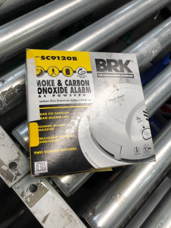 Photo 3 of First Alert BRK SC-9120B Hardwired Smoke and Carbon Monoxide (CO) Detector with Battery Backup 1 Pack