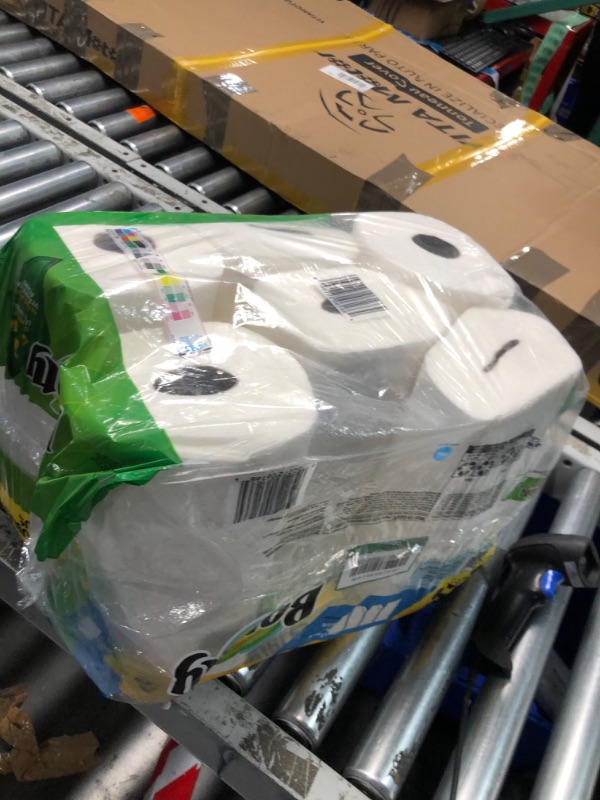 Photo 2 of Bounty Select-A-Size Paper Towels, White, 6 Double Plus Rolls = 15 Regular Rolls