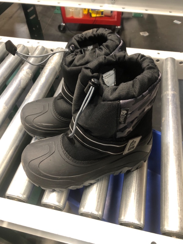 Photo 1 of DENALI BOYS 4 SNOW BOOT 