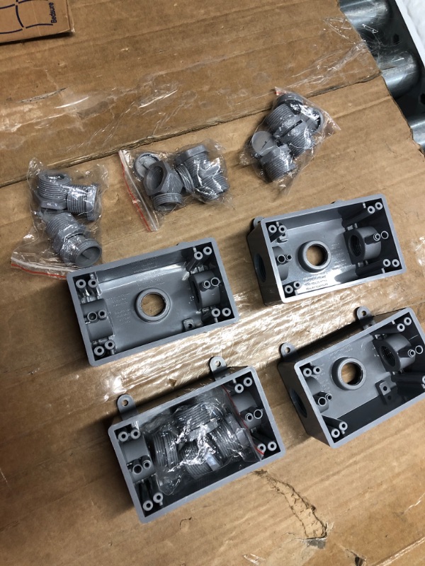 Photo 2 of **NON REFUNDABLE ITEM**(FOR PARTS ONLY)
YXX-TECH Single-Gang electrica Outlet Box,Suitable 1/2-Inch or 3/4-Inch Electrical Conduit Weatherproof Outdoor Outlet Box, UL Listed?Plastic Junction Box Outlet?4PCS? Single-Gang 4Pcs