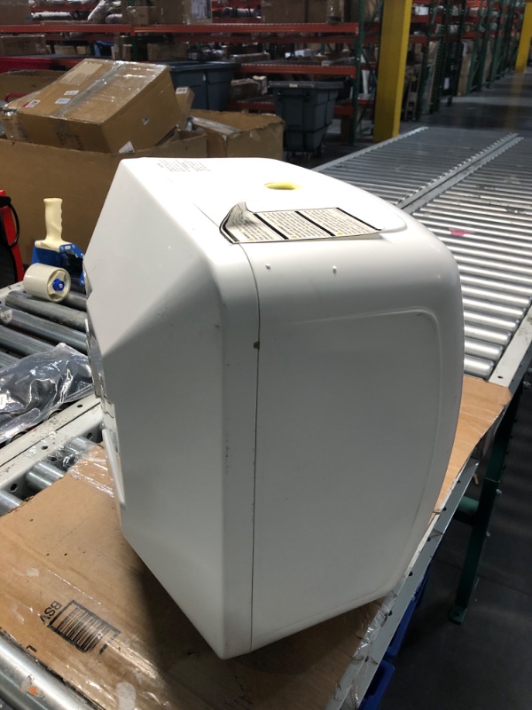 Photo 5 of **NON REFUNDABLE ITEM**(FOR PARTS ONLY)
Bosch Tronic mini-tank es8 7-Gallon Lowboy 6-Year Limited 1440-Watt 1 Element Point of Use Electric Water Heater