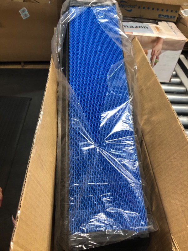 Photo 1 of AH-2776 Air primary Filter Replaces 03-42776-010, 0342776010 Compatible With 2018 2019 2020 2021 2022 2023 Freightliner Cascadia Trucks