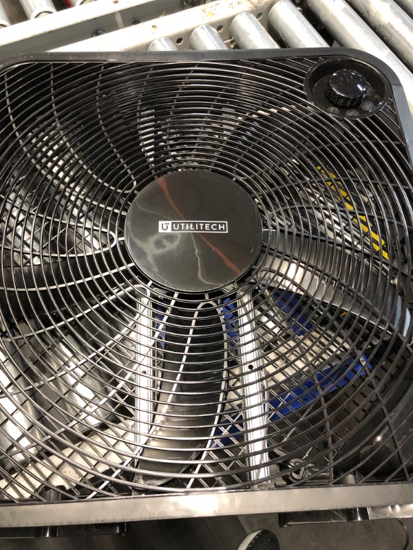 Photo 2 of **DAMAGED**
Utilitech 20-in 3-Speed Box Fan, Black