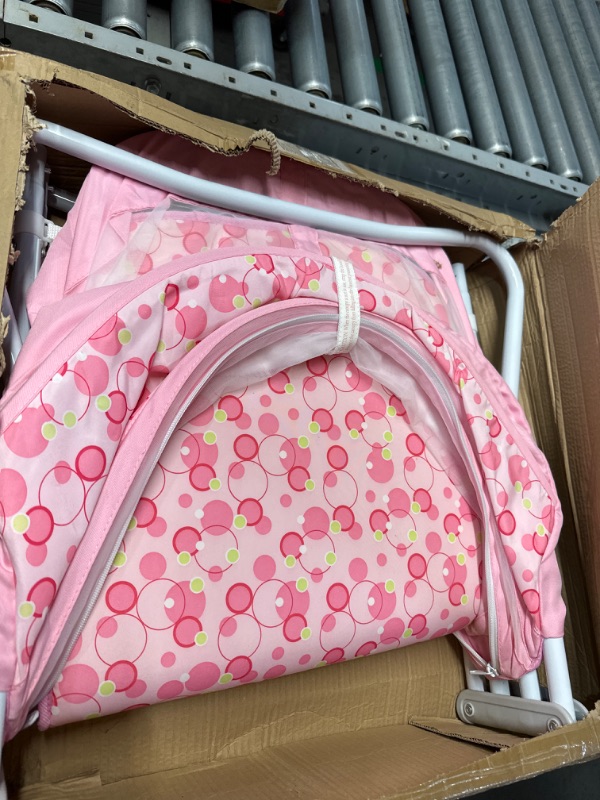 Photo 1 of Dream On Me Karley Bassinet in Pink
