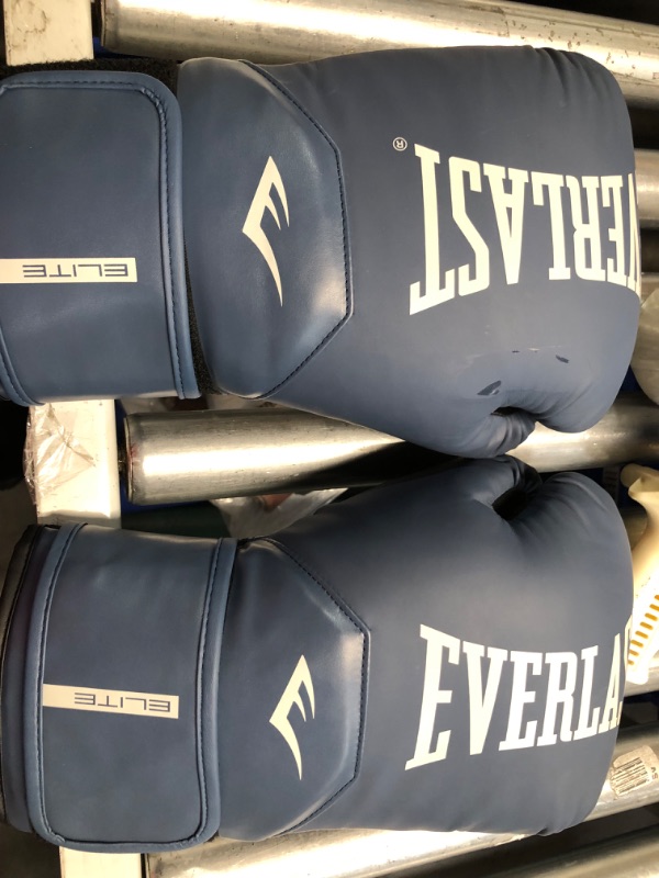 Photo 2 of Everlast Elite 2 Boxing Gloves 16oz Navy