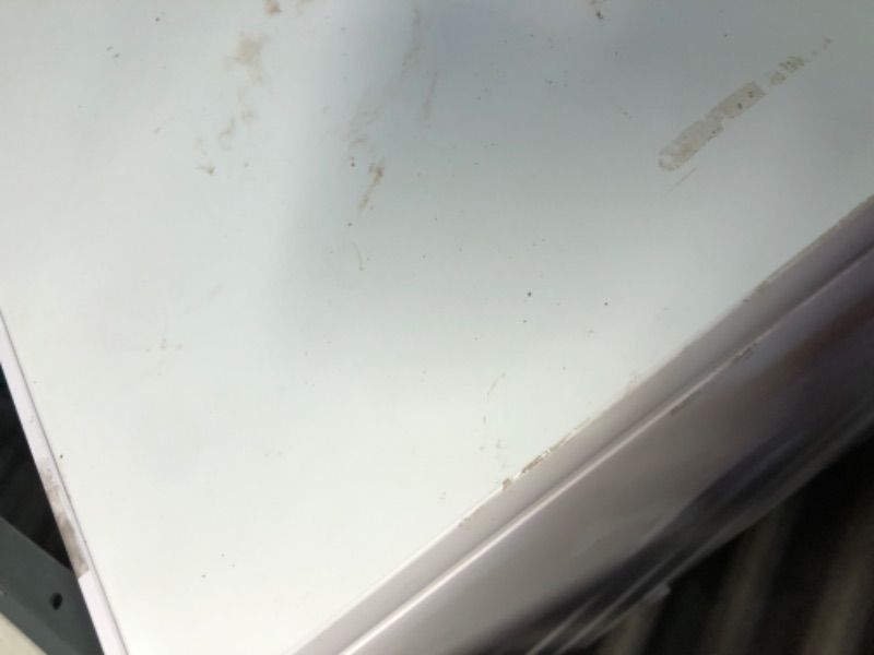 Photo 1 of ***USED - DAMAGED - NO PACKAGING - SEE COMMENTS***
Hamilton Beach HBFRF700-WHITE-COM, Chest Deep Freezer, 7 Cu. Ft. Capacity, Adjustable Thermostat-Removable Vinyl Coated Wire Basket-Easy Defrost Drain, White