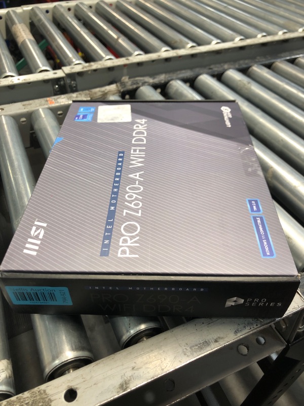 Photo 5 of (READ FULL POST) MSI PRO Z690-A WiFi DDR4 Motherboard ATX - Supports Intel Core 12th Gen, LGA 1700-14 Duet Rail 55A VRM, DDR4 Boost (5200MHz OC), 1x PCIe 5.0 x16, 3 x M.2 Gen4 x4, 4K/60Hz HDMI, 2.5G LAN, Wi-Fi 6