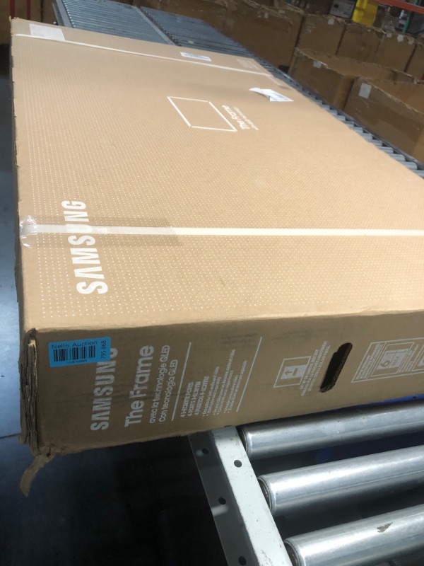 Photo 2 of ***FACTORY SEALED***
SAMSUNG 55-Inch Class QLED 4K The Frame LS03B Series, Quantum HDR, Art Mode, Anti-Reflection Matte Display