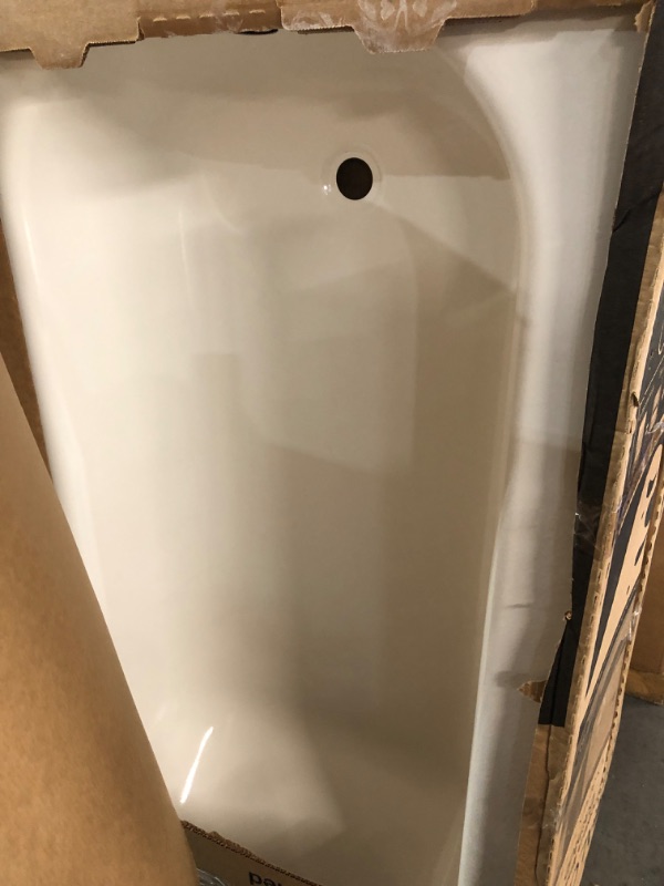 Photo 2 of **BATH TUB HAS CHIPS**
Bootz Industries Aloha 60 in. x 30 in. Soaking Bathtub with Right Drain in White