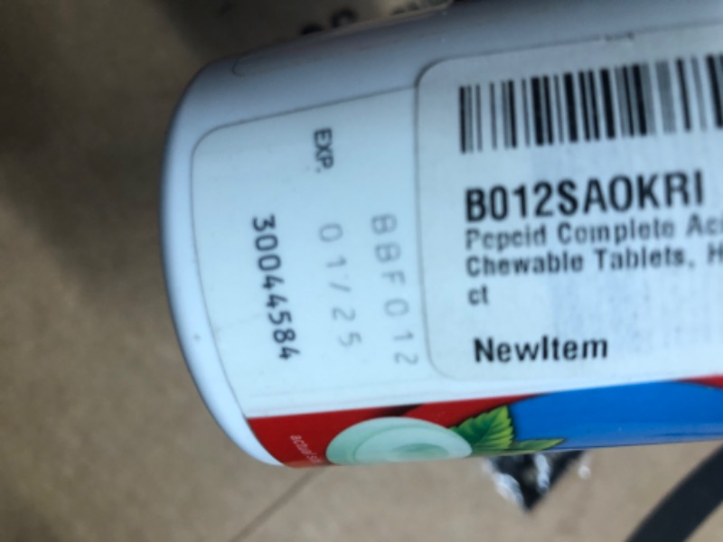 Photo 3 of ***(EXP:01/25 )NONREFUNDABLE***Pepcid Complete Acid Reducer + Antacid Chewable Tablets, Heartburn Relief, Berry, 50 ct (Package May Vary)
