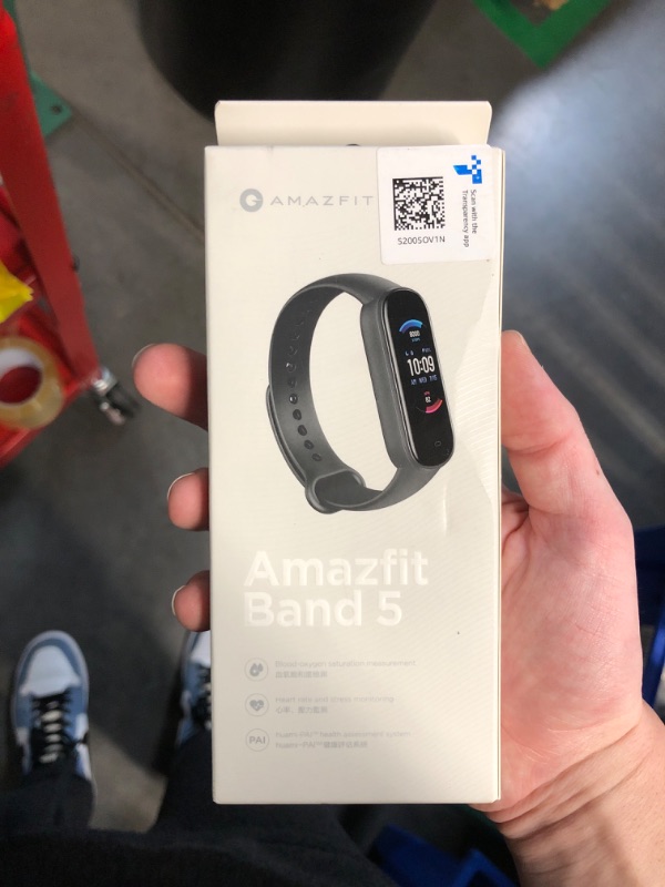 Photo 2 of (READ FULL POST) Amazfit Band 5 Activity Fitness Tracker with Alexa Built-in, 15-Day Battery Life 