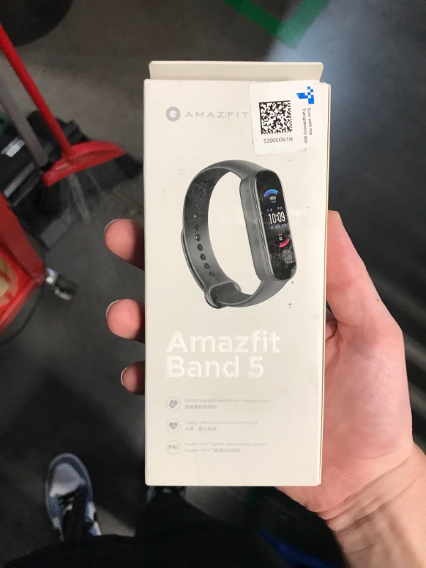 Photo 2 of (READ FULL POST) Amazfit Band 5 Activity Fitness Tracker with Alexa Built-in, 15-Day Battery Life