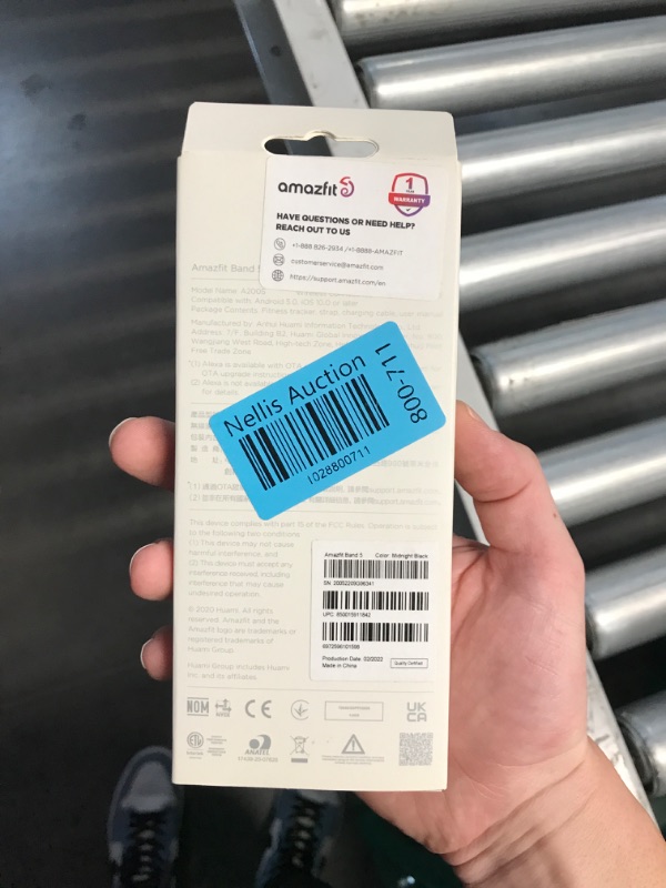 Photo 1 of (READ FULL POST) Amazfit Band 5 Activity Fitness Tracker with Alexa Built-in, 15-Day Battery Life 