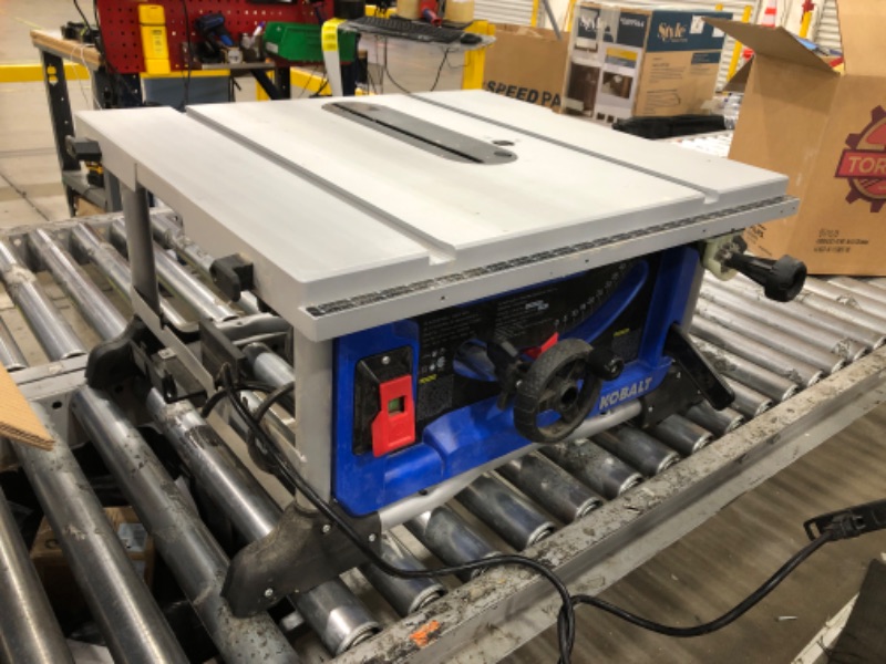 Photo 1 of ***USED - MISSING PARTS - SEE COMMENTS***
MISSING BLADE Kobalt 10-in 15-Amp 120-Volt Corded Portable Jobsite Table Saw with Gravity Rise Stand
