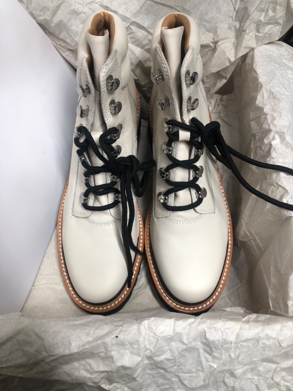 Photo 1 of ***USED**MARC FISHER Women's Nalina Shearling Trim Cold Weather Booties  8.5- 100% Exclusive WHITE