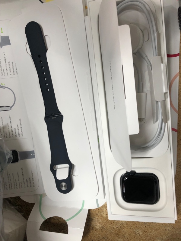 Photo 2 of **unable to test **
Apple Watch SE (2nd Gen) [GPS 40mm] Smartwatch with Midnight Aluminum Case with Midnight Sport Band S/M. Fitness & Sleep Tracker, Crash Detection, Heart Rate Monitor Midnight Aluminum Case with Midnight Sport Band 40mm Case S/M - fits 