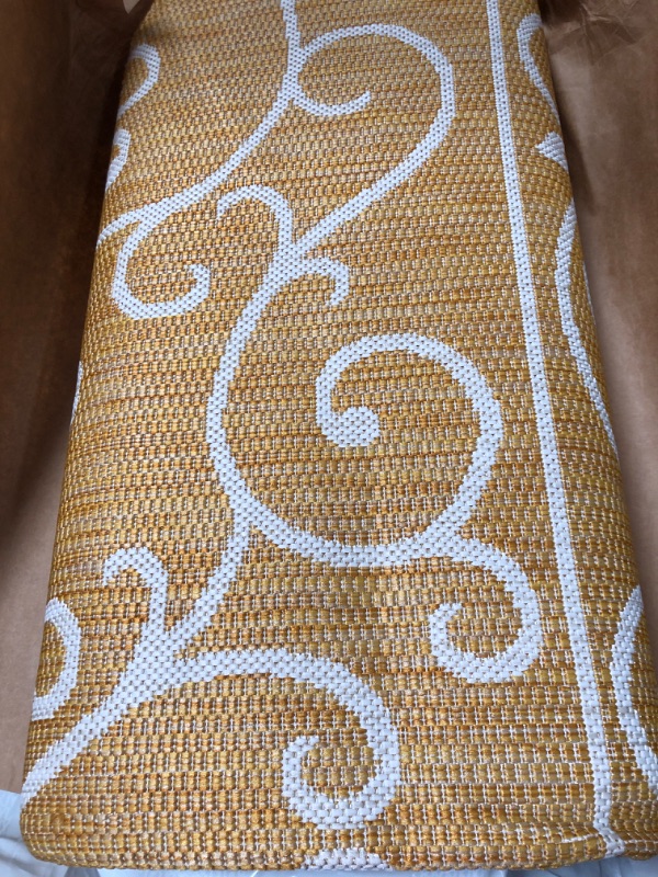 Photo 2 of 
JONATHAN Y SMB106L-5SQ Charleston Vintage Filigree Textured Weave Indoor Outdoor Area Rug, Classic Traditional Transitional Easy Cleaning,Bedroom,Kitchen...
Color:Yellow/Cream
Size: 9 x 12 