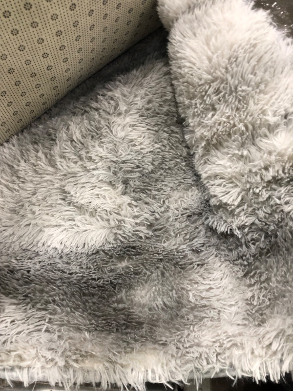 Photo 2 of 
TABAYON Extra Large Shag Area Rug, 9x12 Feet Tie-Dyed Light Grey Indoor Ultra Soft Plush Rugs for Living Room, Non-Skid Modern Nursery Faux Fur Rugs for...
Size:9x12 Feet
Color:B-light Grey