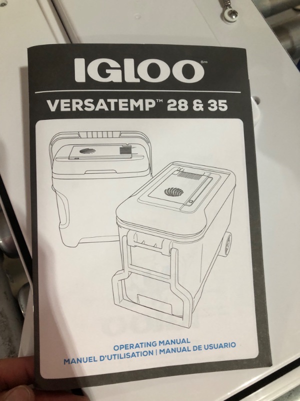 Photo 4 of **PLUG BROKEN**
Igloo Portable Electric Coolers (18-60QT) 35 QT No Compressor Gray