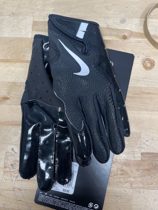 Photo 1 of Nike Vapor Jet 8.0 Football Gloves (Black/Black/Black/White, Medium)