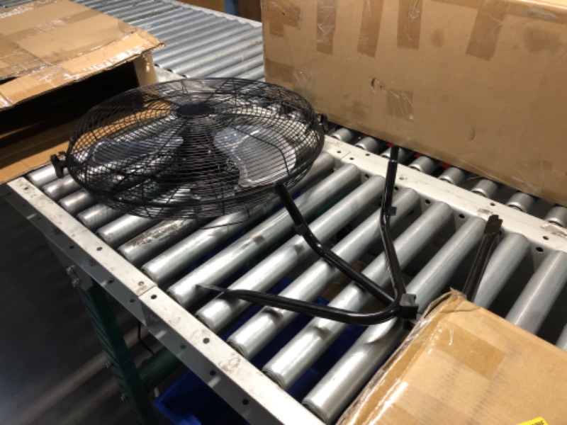 Photo 5 of ***USED - DAMAGED - SEE COMMENTS***
Amazon Basics 20-Inch High-Velocity Industrial Floor Fan with 3 Speeds, Metal Construction and Aluminum Blades, Ideal for Industrial & Commercial Spaces, 125W, Black, 9.45"D x 23.43"W x 23.82"H
