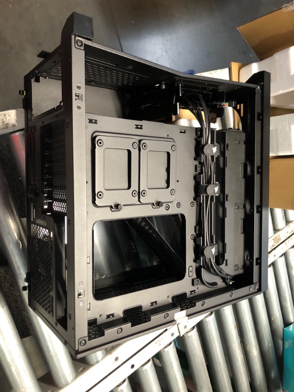 Photo 9 of ***MAJOR DAMAGE - USED - MISSING PARTS - SEE COMMENTS***
Corsair iCUE 4000D RGB Mid-Tower Case - 3X AF120 RGB Elite Fans - Lighting Node PRO Controller - High-Airflow Design - RapidRoute Cable Management System - Black 4000D RGB AIRFLOW Black