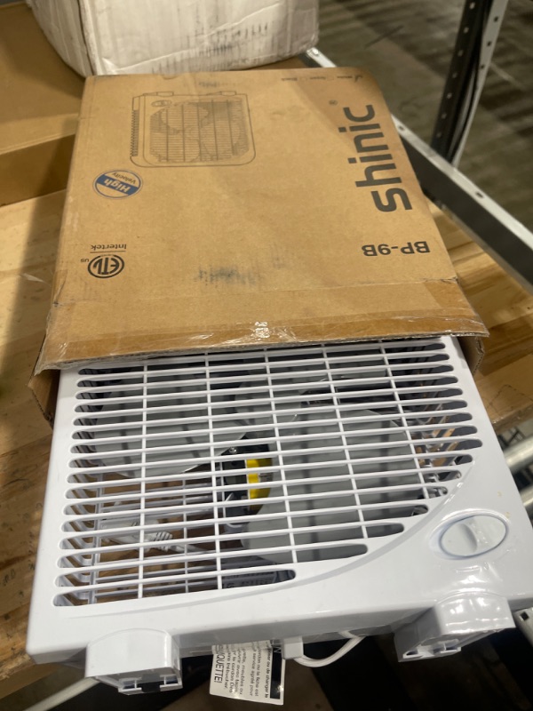 Photo 1 of 10 Inch Box Fan