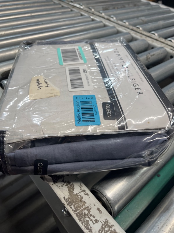 Photo 1 of (READ FULL POST) Tommy Hilfiger T200 Solid SHEETING TH Signature, Queen, Folkstone Gray
