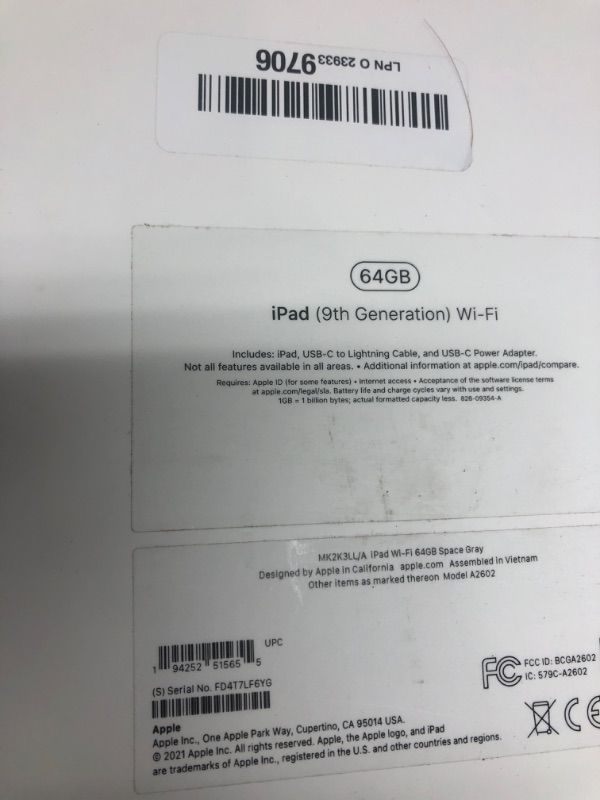 Photo 2 of Apple  - 10.2-Inch iPad (9th Generation) with Wi-Fi - 64GB - Space Gray -----SN--FD4T7LF6YG
