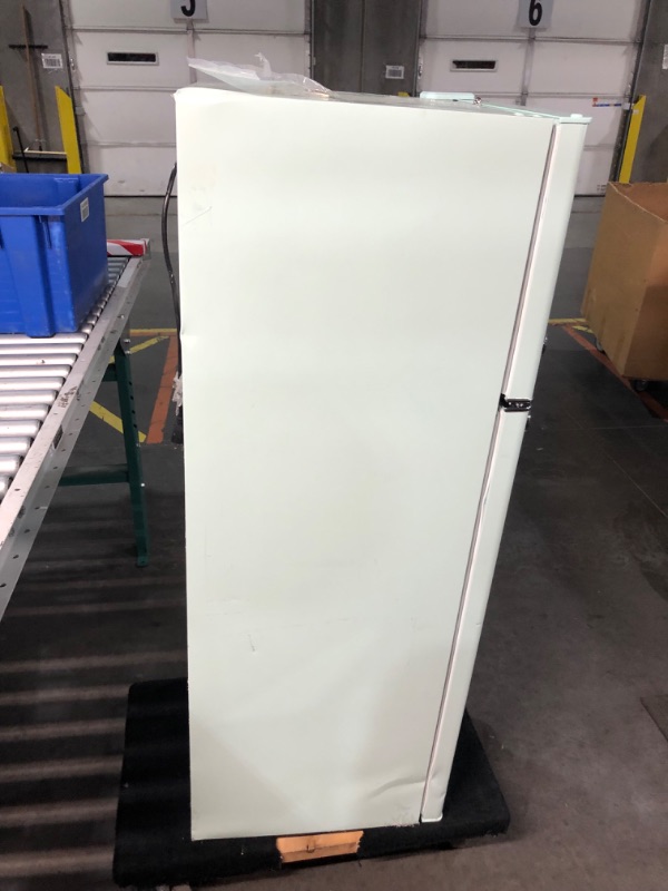 Photo 5 of ***USED - DAMAGED - UNTESTED - SEE COMMENTS***
Frigidaire EFR753-MINT 2 Door Apartment Size Refrigerator with Freezer, 7.5 cu ft, Retro, Mint