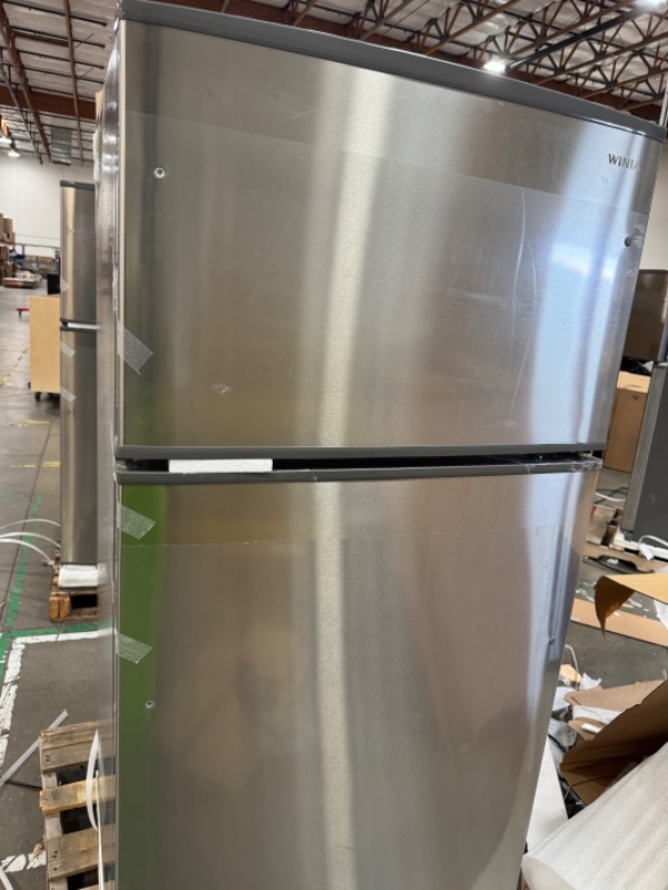Photo 2 of *POWERS ON** Winia WTE21GSSMD 21 Cu. Ft. Top Mount Refrigerator With Factory Installed Ice Maker - Fingerprint Resistant Metallic Finish