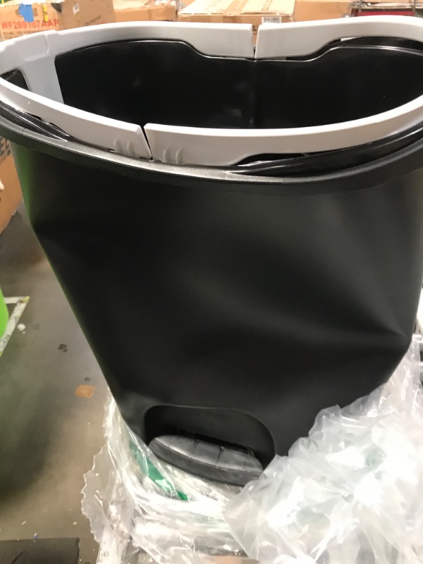 Photo 2 of * DAMAGED MISSING PARTS* Rubbermaid® Classic™ 13G Step-On Trash Can, Black
