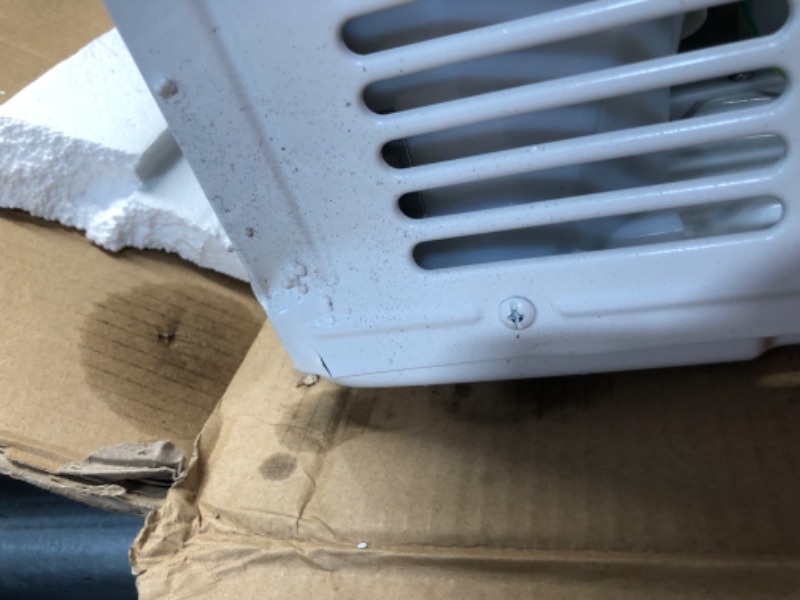Photo 6 of ***NONREFUNDABLE - THIS SALE FINAL -  PARTS ONLY - SEE COMMENTS***
LG 8,000 BTU Smart Window Air Conditioner, 115V, AC Window Unit for Rooms up to 350 Sq. Ft., Perfect for Bedroom or Office, Smartphone and Voice Control, Works with LG ThinQ, Amazon Alexa,