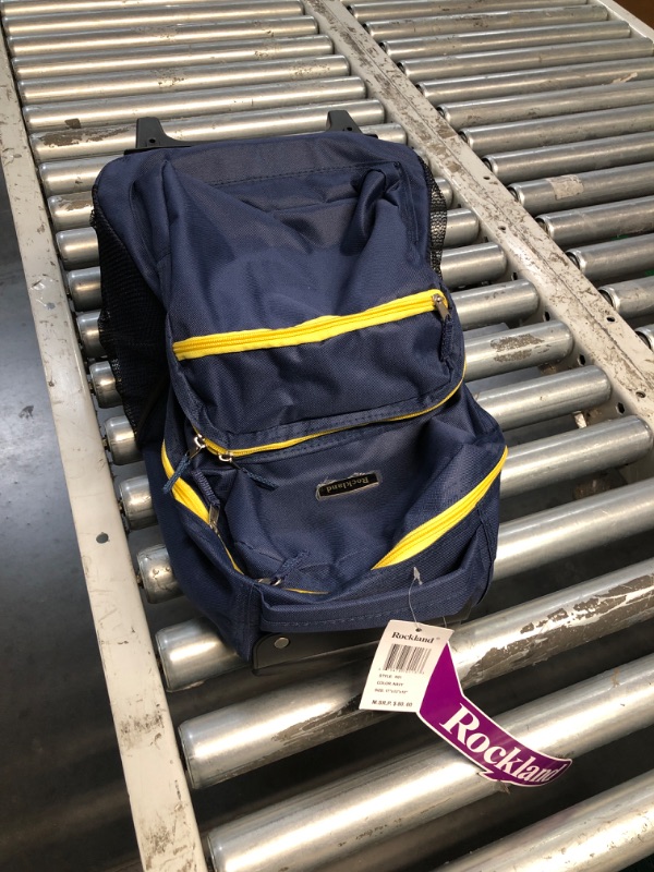 Photo 2 of (READ FULL POST) Rockland 17 Rolling Backpack R01
