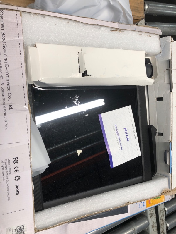 Photo 1 of **PARTS ONLY** NON REFUNDABLE**POWER BUTTON BROKE**
17 Inch Smart Dual-WiFi Digital-Photo-Frame - Touch Screen, Motion Sensor, Large WiFi Picture Frame with 32GB Memory, Share Photos and Videos via Email or...
