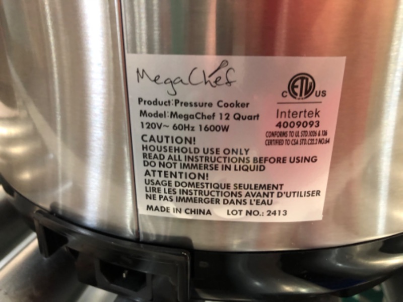 Photo 6 of ***USED - POWERS ON - UNABLE TO TEST FURTHER - LIKELY MISSING PARTS***
MegaChef 12 Quart Digital Pressure Cooker with 15 Preset Options and Glass Lid, Silver