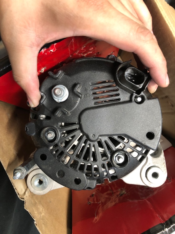 Photo 3 of ***HEAVILY USED AND DIRTY - UNABLE TO VERIFY FUNCTIONALITY***
13853 AAN5178 Alternator Compatible for Volkswagen for TT 2000-2006 for Beetle 1999-2006 2010 for Jetta 99-05, 120Amp / 12 Volt New Alternator 113275, ABO0229