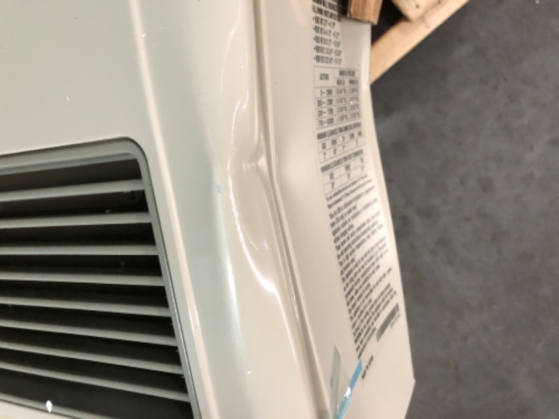 Photo 5 of ***READ NOTES***DENT IN SIDE PANEL
Rinnai EX17CTP 16700 BTU Direct Vent Liquid Propane Wall Furnace Beige Heating Furnaces Modulating Furnaces